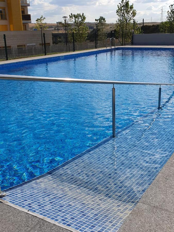 Apartamento Nuevo, Accesible Y Con Piscina !!! Salamanca Exterior foto